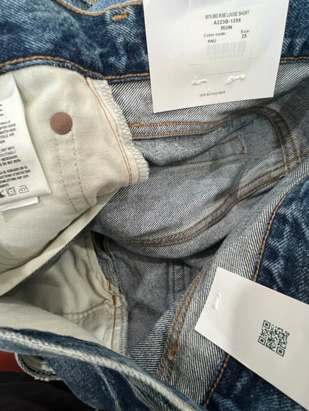AGOLDE 90's Raw-Cut Edge Long Denim Shorts Size 25 Ruin Blue Bermuda